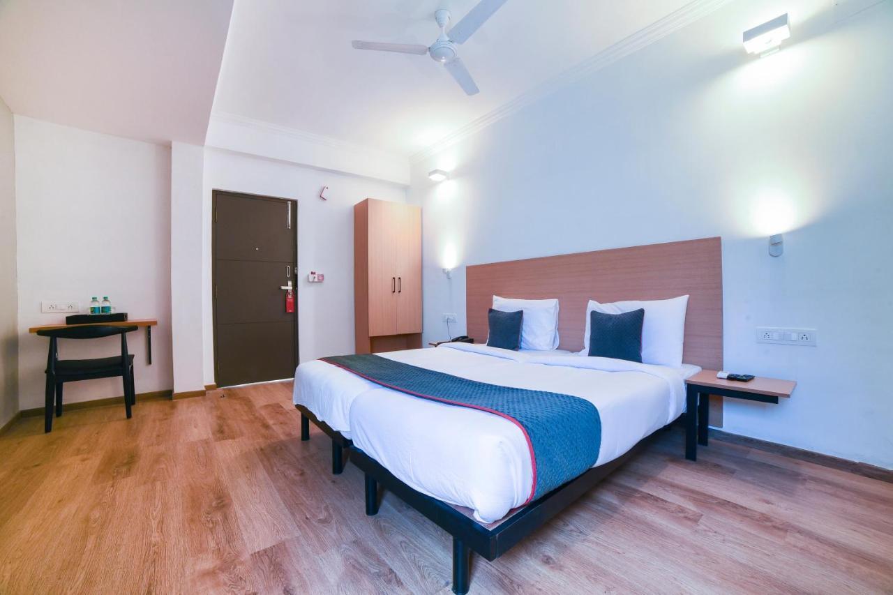 Collection O Vadapalani Hotel Chennai Bagian luar foto