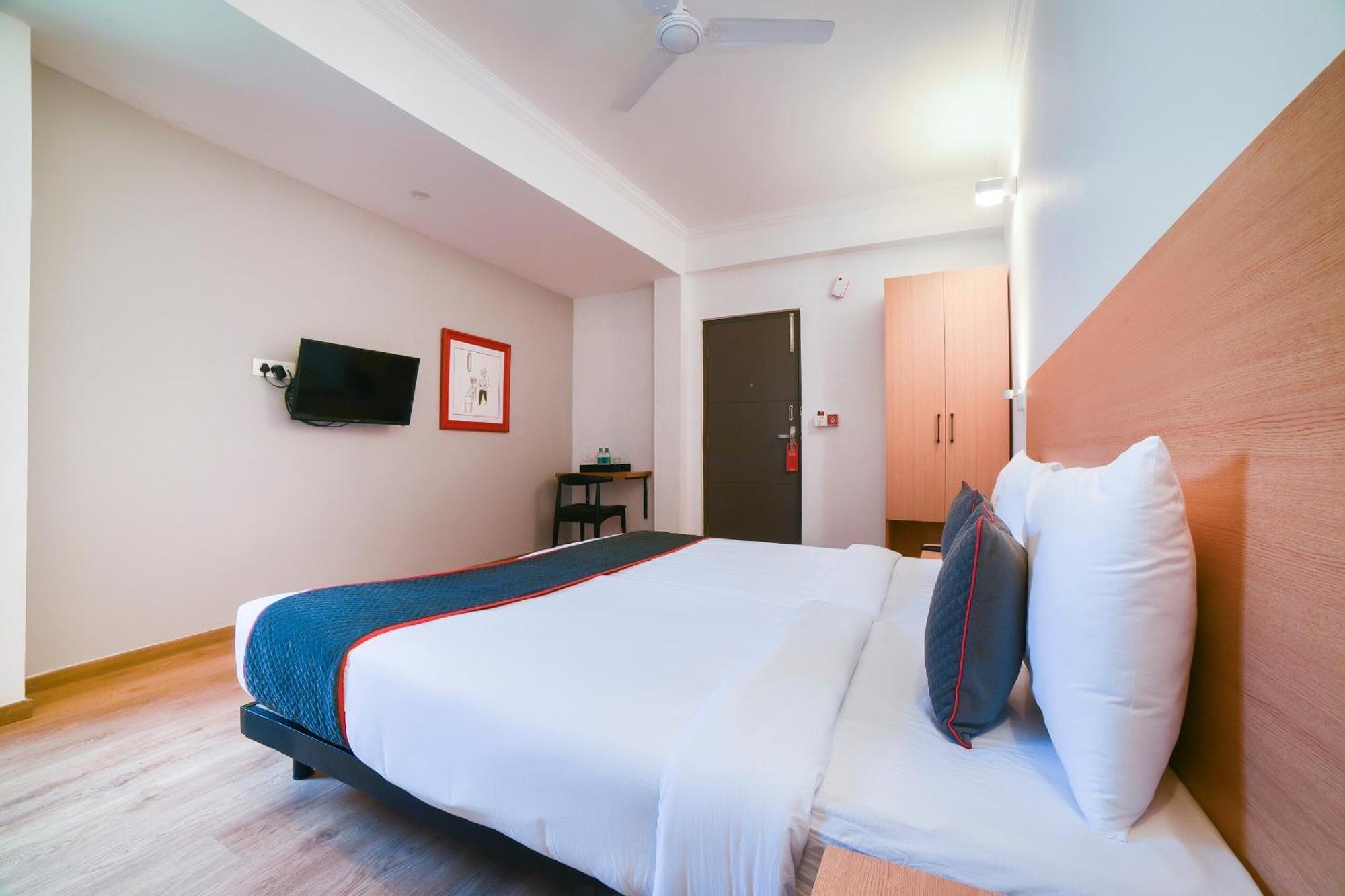 Collection O Vadapalani Hotel Chennai Bagian luar foto