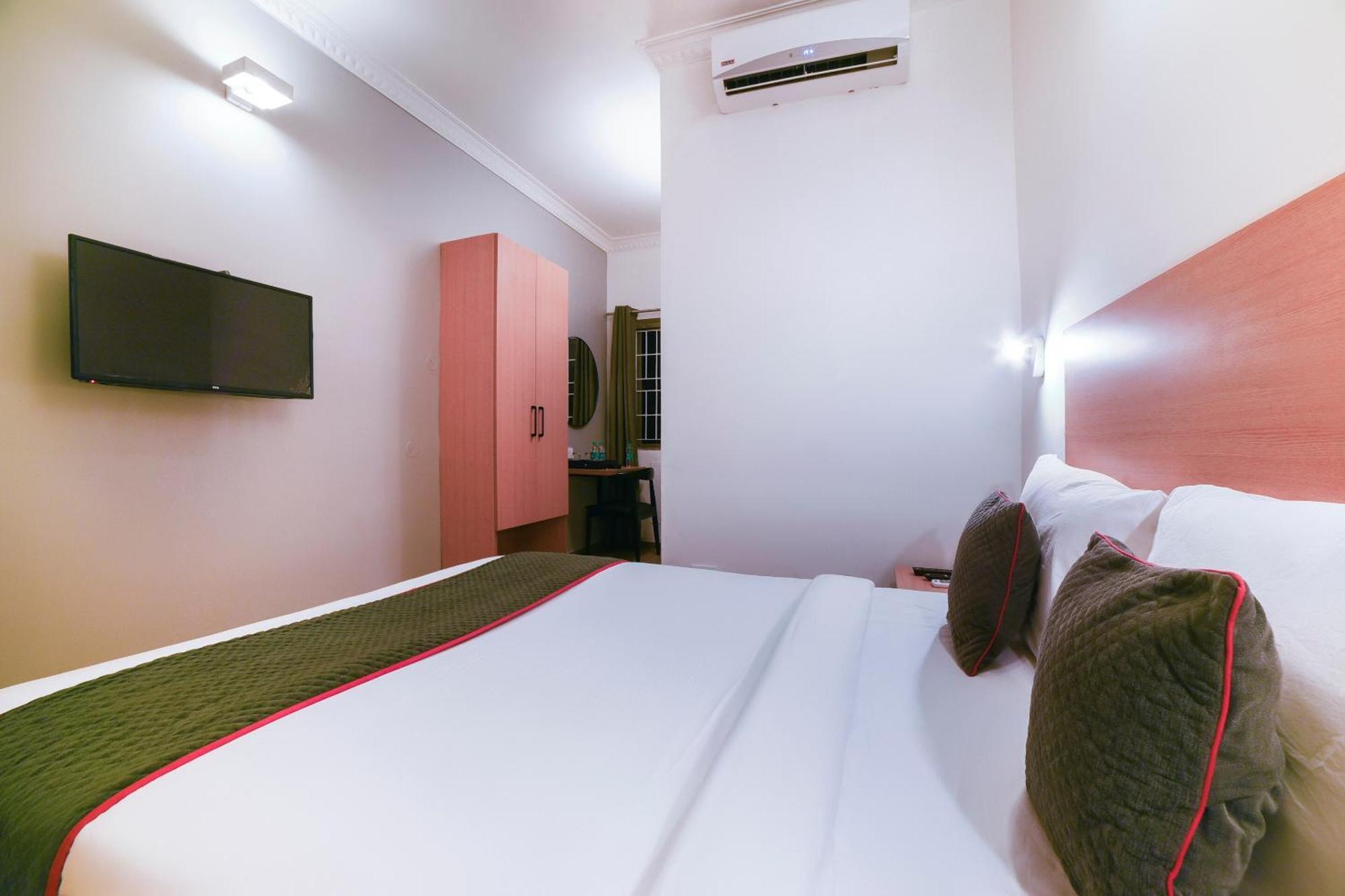 Collection O Vadapalani Hotel Chennai Bagian luar foto
